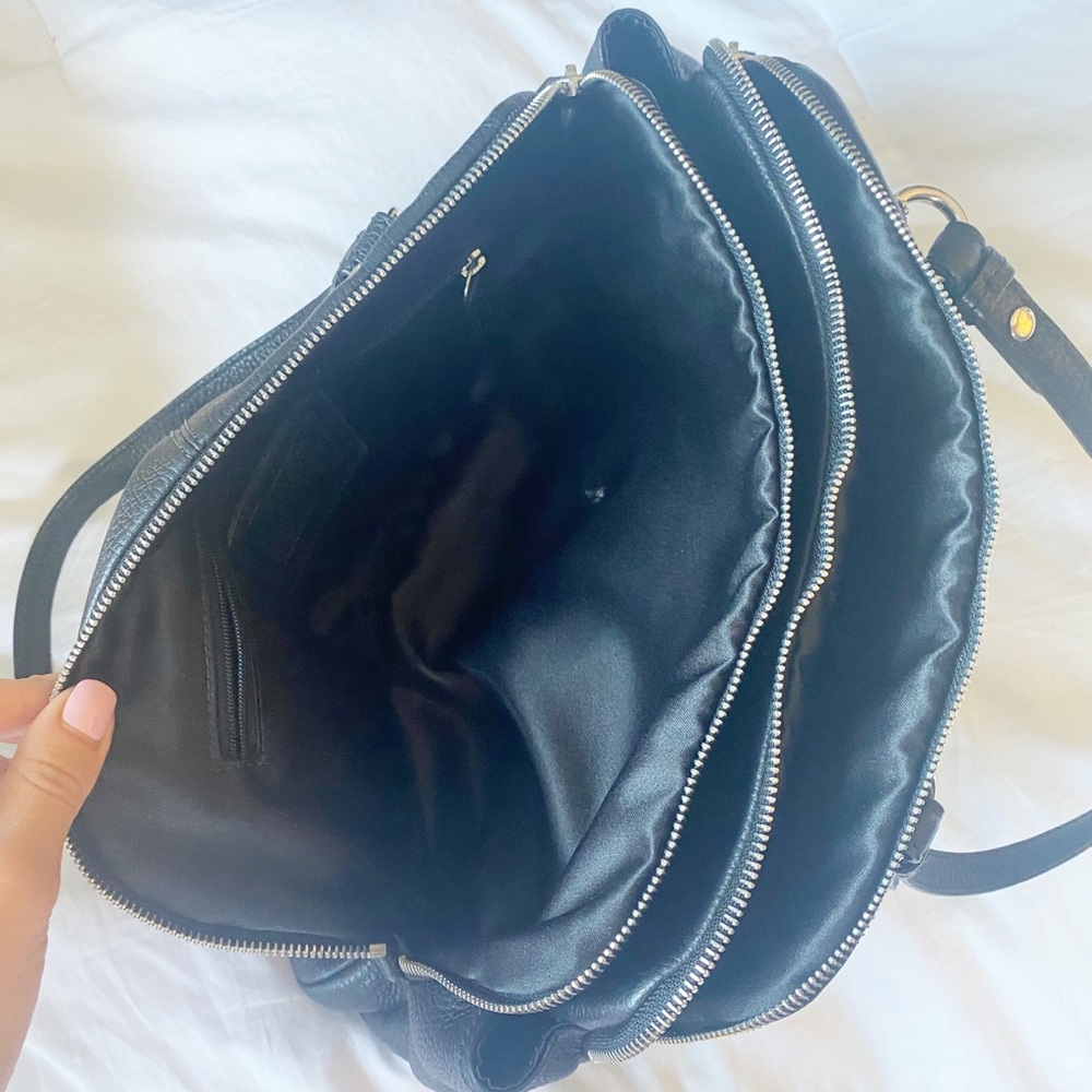 Coach Penelope Satchel - Picture 3 of 16